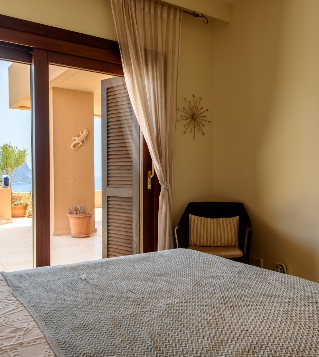 Resa Estates Ibiza penhouse for sale koop es vedra bedroom .jpg
